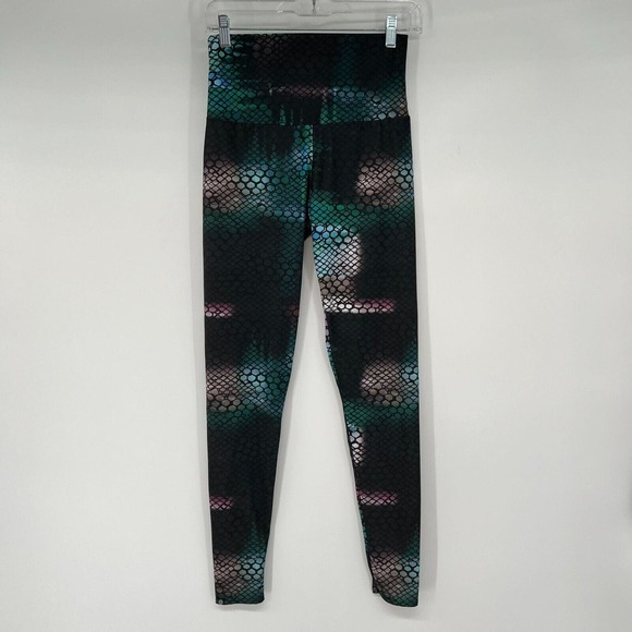 Onzie Leggings Womens M Green Brown Blue Print Rainbow Leopard Capri Pull On - Picture 2 of 7